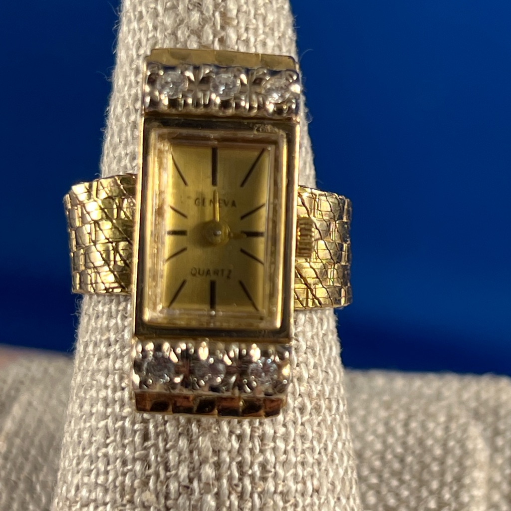 14 Kt Gold Ring Watch